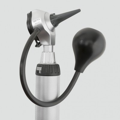 HEINE BETA 400 LED F.O. Otoscope Set with USB Cord and Plug-In Power Supply