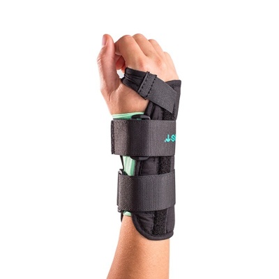 Dropship Wrist Brace Carpal Tunnel For Men And Women Fit, Lightweight  Adjustable Wrist Support Brace For Tendinitis, Sprains Arthritis, Pain  Relief, Compression Wrist Wrap For Sports, Workout And Daily Use to Sell