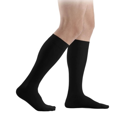 Sigvaris Essential Comfortable Unisex Class 1 Knee High Black Compression Stockings