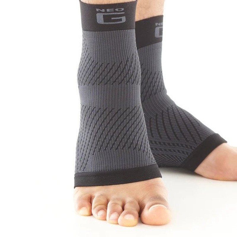 Neo G Black Plantar Fasciitis Socks | Health and Care