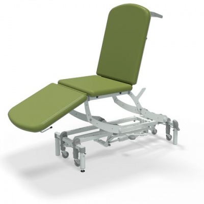 SEERS Clinnova Clinical Three-Section Classic Hydraulic Couch with Manual Backrest and Footrest (RWD)